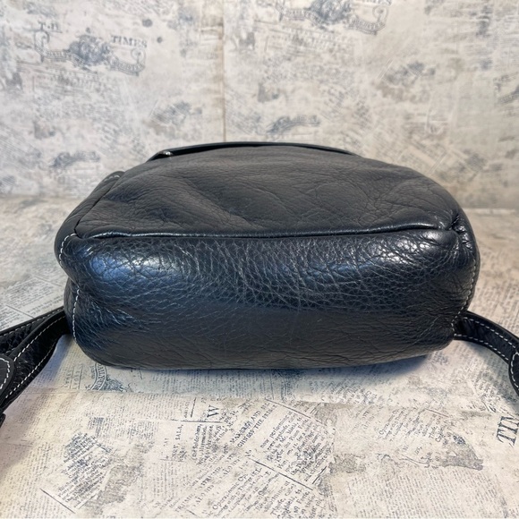 Libaire Black Leather Backpack Made in the USA - Picture 5 of 11